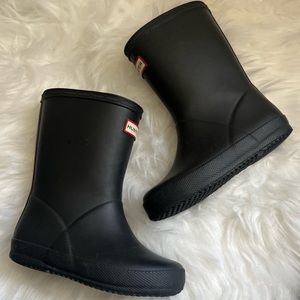 Kids Hunter classic black rain boots sz 9US